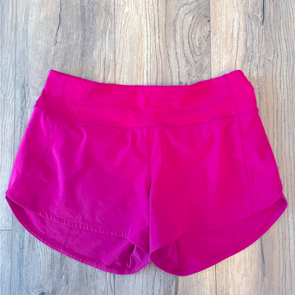Lululemon Speed Up Shorts, perfect condition